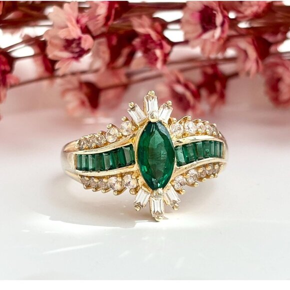 Green Emerald & CZ Wavy Vintage Sterling Silver Gold T Vermeil Ring - sz 10.25 - Picture 1 of 10